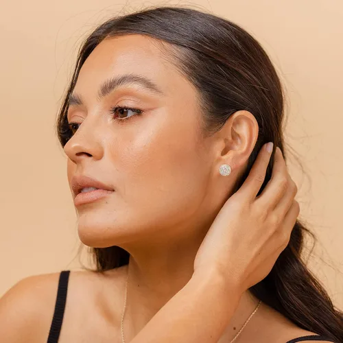 Miniatura 3 de PAVOI Aretes de plata de ley chapados en oro de 14 quilates para mujer Mini disco de circonita cúbica pavimentada Aretes de oro para mujer