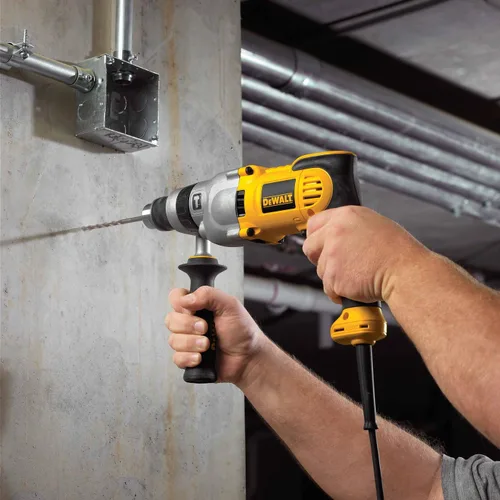 Miniatura 2 de DEWALT Kit de taladro percutor, 1/2 pulgadas, 10 amperios, mango de pistola (DWD520K)
