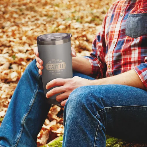 Miniatura 5 de Christian Art Gifts - Vaso de viaje de acero inoxidable de 18 oz con doble pared aislante al vacío con versículo bíblico, gris, con tapa retráctil