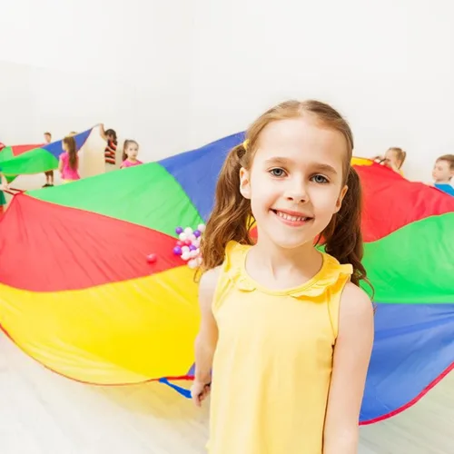 Miniatura 7 de Paracaídas arcoíris de 6 pies, juguete de paracaídas para niños, paracaídas con asas, equipo de juego para interiores y exteriores