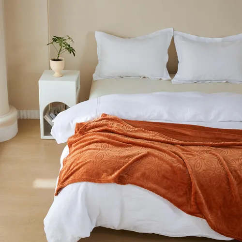 Miniatura 7 de Simple&Opulence Manta naranja quemada para sofá, manta supersuave y esponjosa para mujer, 50 x 60 pulgadas, acogedora y ligera manta de forro polar