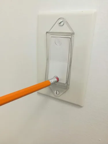 Miniatura 3 de Paquete de 4 protectores transparentes para placa de interruptor basculante, mantiene el interruptor de luz encendido o apagado. Protege tus luces