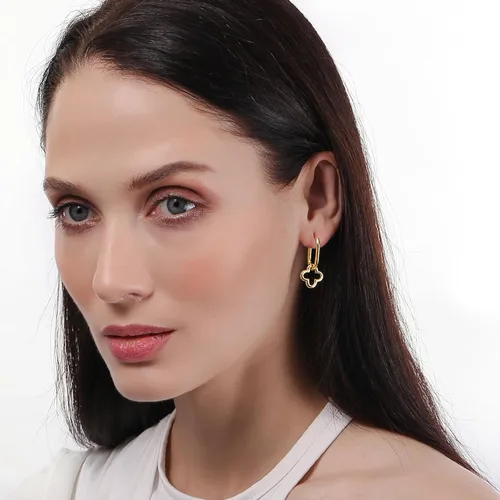 Miniatura 4 de ToHeart Aretes de trébol de oro para mujer, aretes de aro de trébol de oro de 14 quilates, ligeros, aretes de trébol de cuatro hojas, regalos