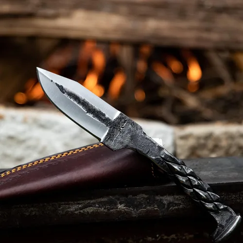 Miniatura 5 de WARRIORS QUEST™ - SideWinder Railroad Spike Knife - Cuchillo de acero al carbono forjado a mano y tratado térmicamente con funda de cuero de primera
