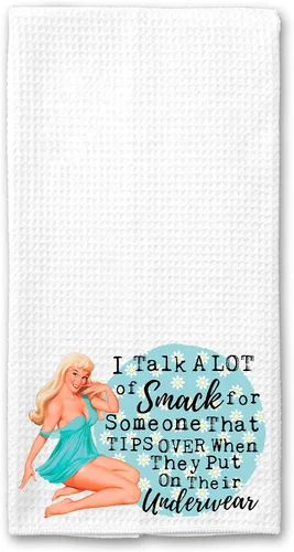 I Talk a Lot of Smack for Someone who Tips Over Put in their Underwear Funny Vintage 1950's Housewife Pin-up Girl Waffle Weave Toalla de microfibra