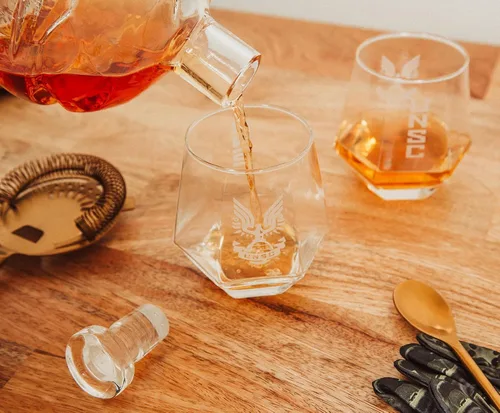 Miniatura 5 de Halo Infinite Master Chief - Juego de decantador de whisky con vasos (6 piezas)