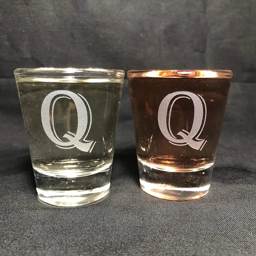 Miniatura 16 de Juego de 2 vasos de chupito con letras de monograma de 1.5 oz (B)