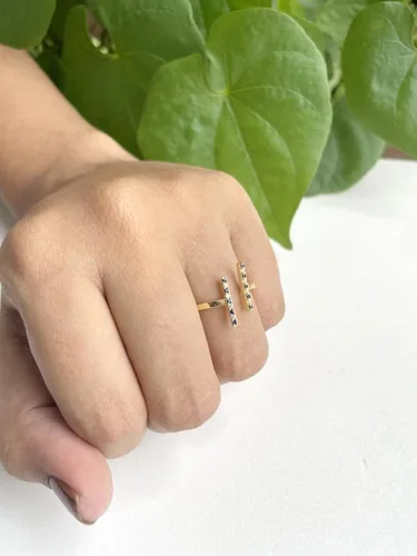 Miniatura 8 de Anillo de barra abierta de zafiro azul y diamante blanco alternativo para mujer, anillo de barra abierta de zafiro azul con acabado de oro de 14
