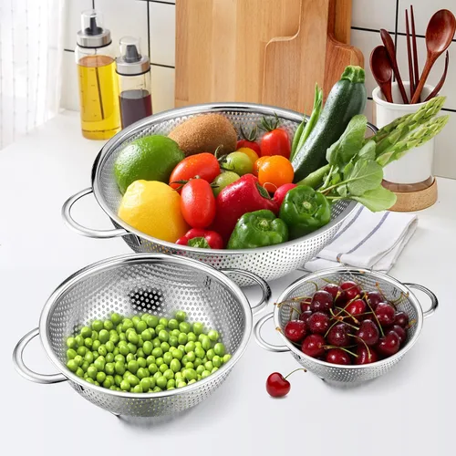 Miniatura 6 de E-far Juego de 3 coladores de acero inoxidable (1-3-5 cuartos de galón), colador de metal microperforado con mango para cocina/escurrimiento