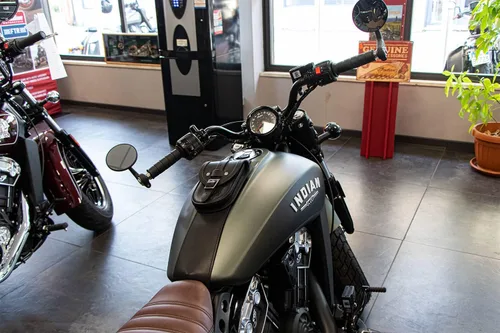 Miniatura 2 de Mochila extraíble de cuero genuino con liberación rápida para Indian Scout Bobber 2018-2024, Indian Scout 2015-2024, Scout Rogue Made in Italy