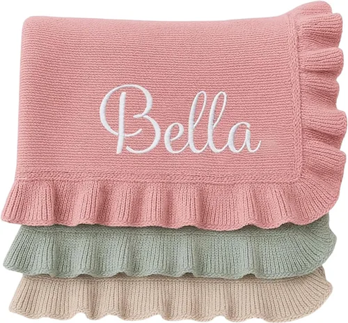 Nonnie Manta Personalizada para Bebé con Nombre - Manta Bordada y Ruffle Personalizada para Recién Nacido, 30x40 pulgadas, Regalo Personalizado para