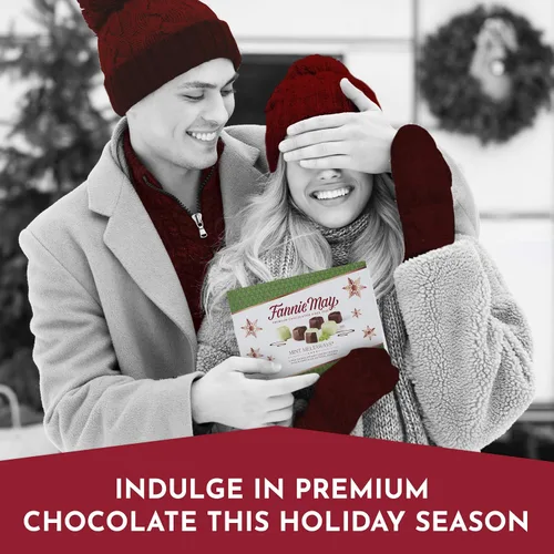 Miniatura 3 de Fannie May Mint Meltaway, caramelo de chocolate de menta con revestimiento pastel de chocolate con leche, caja de regalo de chocolate navideño, 11.5