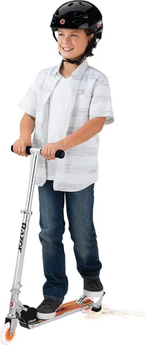 Miniatura 2 de Razor Spark Ultra Kick Scooter para niños a partir de 8 años - Ruedas LED ultra brillantes, freno de guardabarros trasero, manillar ajustable