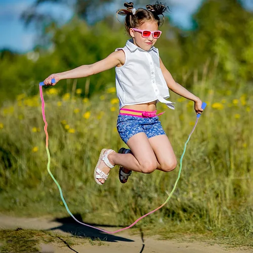 Miniatura 4 de Cuerda de saltar para niños, juego de 20 cuerdas de saltar arcoíris, cuerda de saltar ajustable de 7.2 pies, cuerdas de saltar duraderas con asas