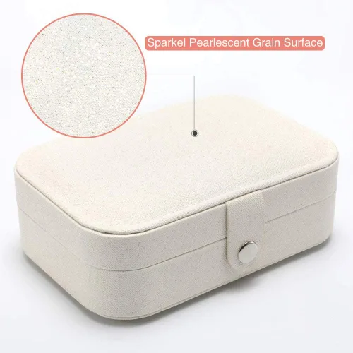 Miniatura 4 de XYMAO Joyeros portátiles de piel sintética para mujeres y niñas, organizador de joyas de viaje para collares, anillos y aretes (blanco brillante)