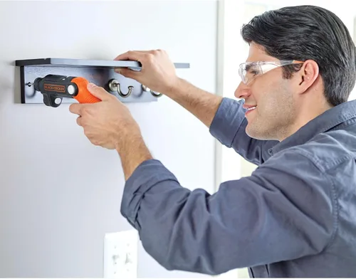 Miniatura 17 de BLACK+DECKER Destornillador inalámbrico con luz LED de 4V MAX, destornillador eléctrico con juego de 2 puntas (BDCSFL20C)
