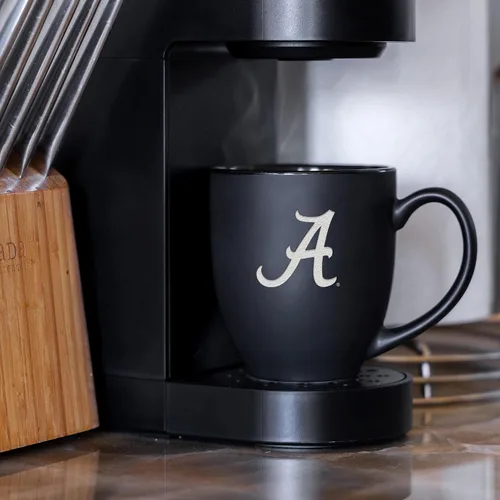Miniatura 3 de Rico Industries - Taza de cerámica mate negra con grabado láser estándar de 15oz para NCAA (escuelas T & U) - Para bebidas calientes o frías