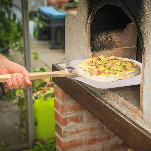 Miniatura 5 de Luvan Pala de pizza de metal de aluminio con mango de madera plegable, cáscara de pizza de aluminio de 12 x 14 pulgadas, paleta de pizza plegable