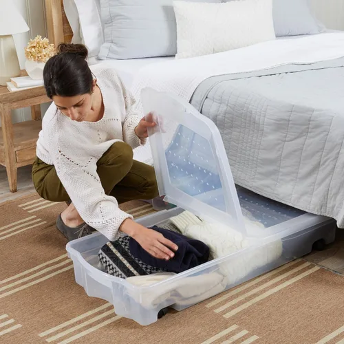 Miniatura 7 de Rubbermaid Cajas de almacenamiento de perfil bajo bajo de 68 cuartos de galón con tapas dobles con bisagras y ruedas giratorias fáciles de rodar