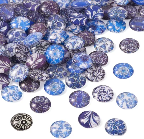 Miniatura 25 de Craftdady 200 unidades de cabujones de cristal con estampado de flores azules y blancas de 0.394 in con parte trasera plana media redonda