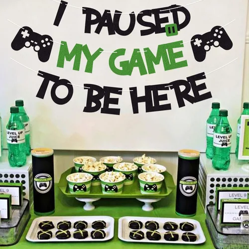 Miniatura 5 de Cartel de decoración de fiesta temática de videojuegos con purpurina con texto en inglés "I Paused My Game To Be Here