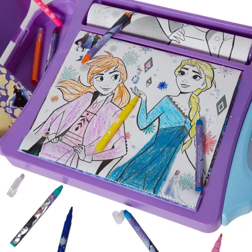 Miniatura 7 de Innovative Designs - Set de escritorio de arte con rodillos Disney Frozen para niñas y niños, actividad de colorear para viajar, con crayones