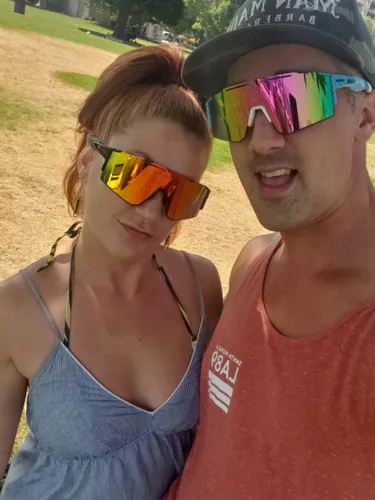 Miniatura 4 de Gafas de sol polarizadas deportivas para hombres y mujeres, jóvenes y niños. Gafas de sol para béisbol y sóftbol, para ciclismo y correr C17