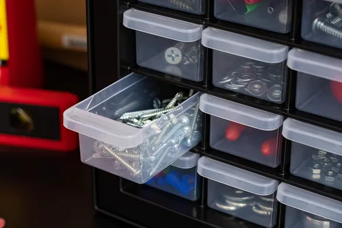 Miniatura 8 de IRIS USA Organizador de Cajones Pequeños de Plástico, 16 Cajones, Caja de Herramientas Apilable para Maestros, Organizador de Lápices, Partes Negro