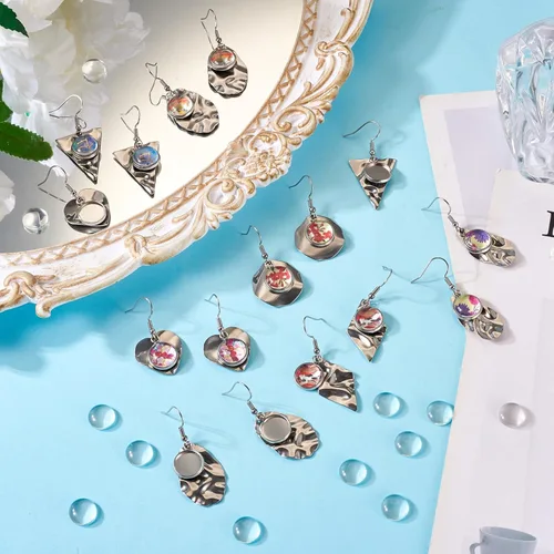 Miniatura 3 de FASHEWELRY 54Pcs Bandejas de bisel para pendientes de acero inoxidable en blanco Geometría rombos lágrima con cabujones de vidrio redondo de 12 mm