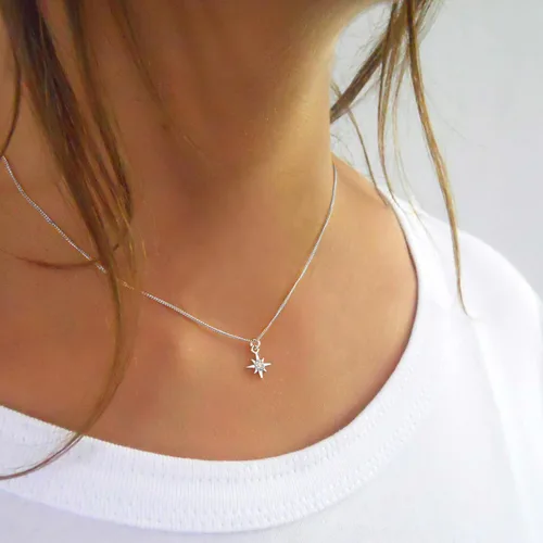 Miniatura 6 de Annika Bella Collar de plata de ley con estrella para mujer, longitud de 15 a 17 pulgadas, pequeño collar con dije de estrella del norte