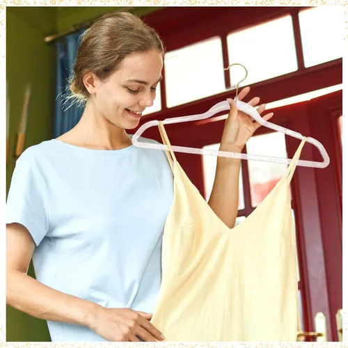 Miniatura 7 de Roshtia 50 perchas acrílicas transparentes de plástico con purpurina, duraderas y antideslizantes, perchas de ropa resistentes, ligeras y ahorran