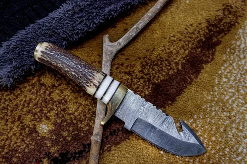 Miniatura 8 de Cuchillo de gancho de caza hecho a mano con mango de asta de ciervo y funda de cuero, perfecto para caza, desollar y aventuras al aire libre