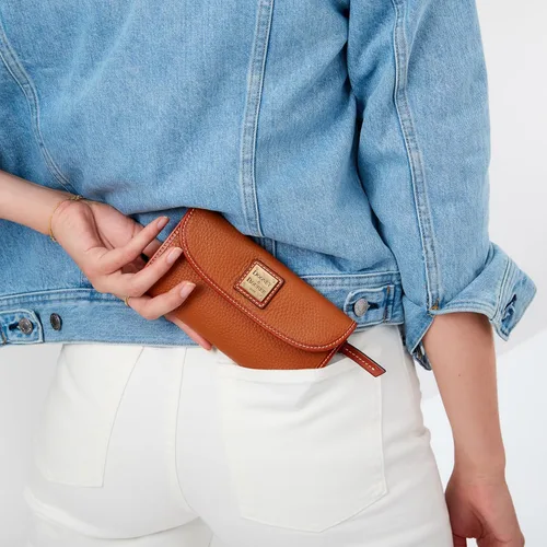 Miniatura 5 de Dooney & Bourke Billetera, cartera de embrague continental de grano de guijarros