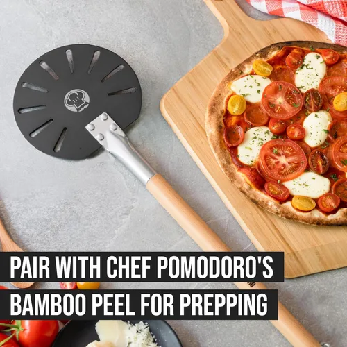 Miniatura 5 de Chef Pomodoro Pala giratoria de aluminio para pizza con mango de madera para un fácil almacenamiento, espátula perforada para pizza, paleta gourmet
