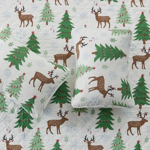 Miniatura 6 de Great Bay Home Juego de edredón navideño de 3 piezas con fundas de almohada. Colcha cubrecama reversible con patrón navideño. Colección Holly Ciervo
