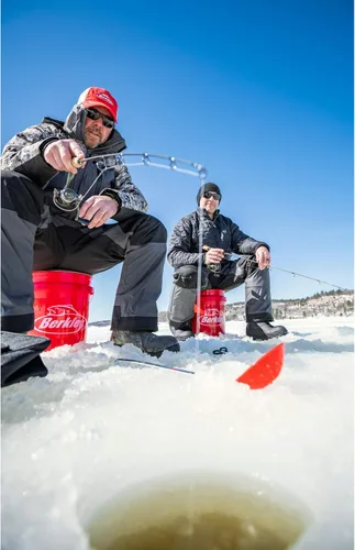 Miniatura 7 de Berkley Trilene – Hilo de pesca de fluorocarbono 100% para pesca en hielo Transparente
