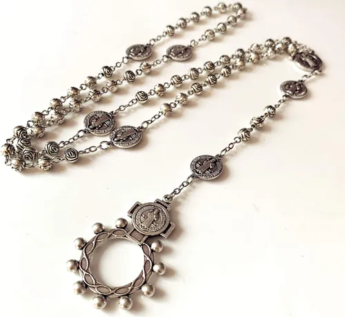 Miniatura 5 de elegantmedical Hecho a mano de cuentas de rosa católico San Benito Rosario Collar Cruz Caja de regalo Italia crucifijo, Zinc, No es una piedra