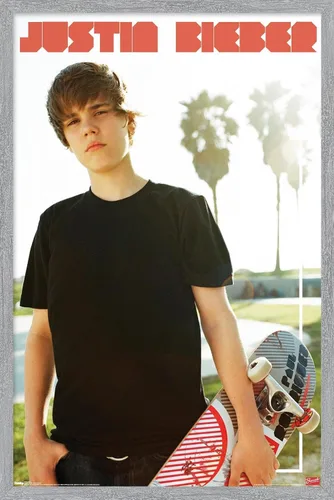 Miniatura 18 de Trends International Justin Bieber - Póster de pared de monopatín, 14.725 x 22.375 pulgadas, versión enmarcada de madera de granero