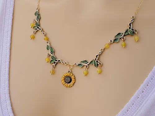Miniatura 7 de Green Leaf and Sunflower Necklace w/Agate Bead Dangle - Hand Painted Sunny, Golden Yellow Flower and Leafy Green Necklace - Nature Colors Jewelry