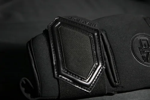 Miniatura 7 de GK Saver Guantes de portero de fútbol Protech Series Guantes profesionales de portero talla 6 a 11 Negro