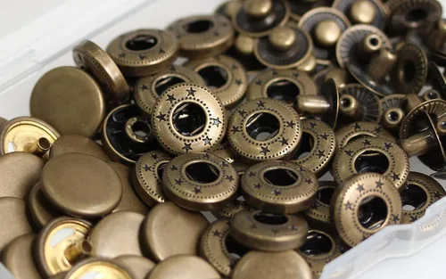 Miniatura 2 de 24 juegos de broches de presión de cuero resistentes, kit de BetterJonny, botones de presión de metal de 15 mm, remaches de cuero, broches con 4