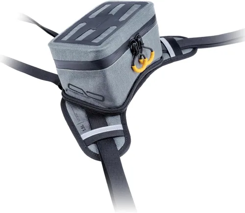 Miniatura 10 de Bolsa de tanque enrollable gris Giant Loop, bolsa de tanque impermeable minimalista para motocicleta, capacidad de 1.5 litros, se adapta a cualquier