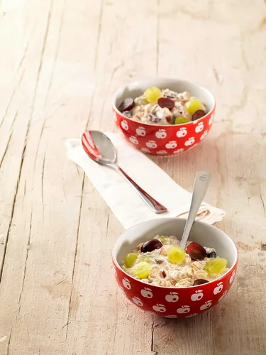 Miniatura 6 de Familia Swiss Muesli Cereal, 0g de azúcar añadido, Cereal lleno de energía con pasas, avellanas y almendras, caja de 29 onzas (6 unidades)