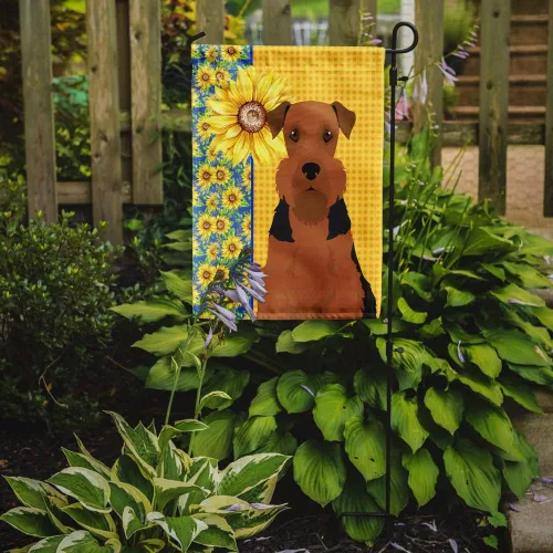Miniatura 2 de Caroline's Treasures WDK5313GF Bandera de jardín con diseño de girasoles de verano, color negro y tostado, Airedale Terrier para buzón, bandera