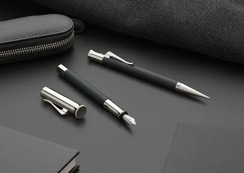 Miniatura 4 de Graf von Faber-Castell Pluma estilográfica mediana Guilloche - Cisele Black Cisele Negro