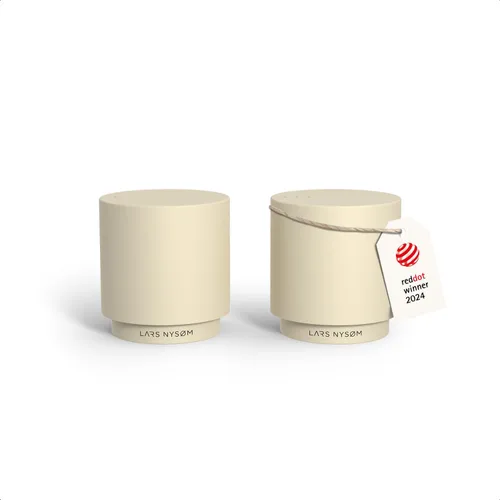 LARS NYSØM Juego de mini saleros y pimenteros | Saleros y pimenteros de acero inoxidable con diseño minimalista moderno, fácil de rellenar, tamaño
