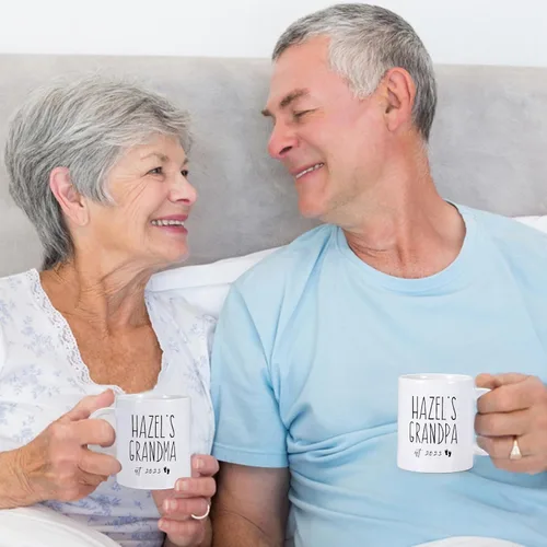 Miniatura 2 de Taza personalizada con texto en inglés "Promoted To Grandma 2023", regalos para la abuela por primera vez, anuncio de embarazo para abuela