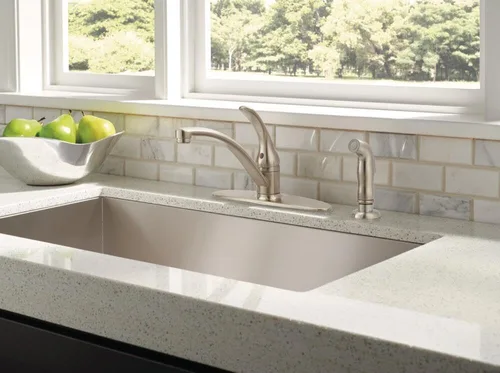 Miniatura 2 de Delta Foundations B4410LF-SS - Grifo de cocina de níquel cepillado con rociador lateral, contemporáneo de 4 agujeros, mango único, acero inoxidable