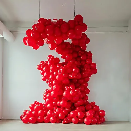 Miniatura 8 de Lukiituke Kit de arco de globos rojos de 129 piezas, globos de látex rojos de diferentes tamaños para boda, despedida de soltera, aniversario