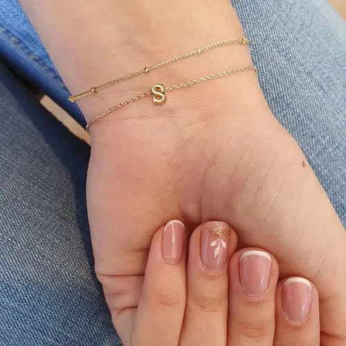 Miniatura 5 de Memorjew Pulseras con iniciales para mujer, chapados en oro de 14 quilates, pulseras con iniciales en capas para mujeres y niñas, regalos